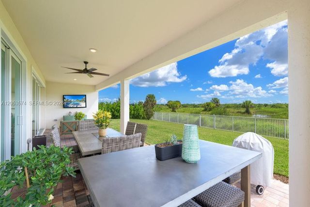 10305 SW Captiva Dr, Port St. Lucie, FL 34987