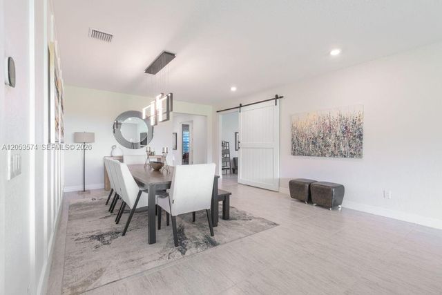 10305 SW Captiva Dr, Port St. Lucie, FL 34987
