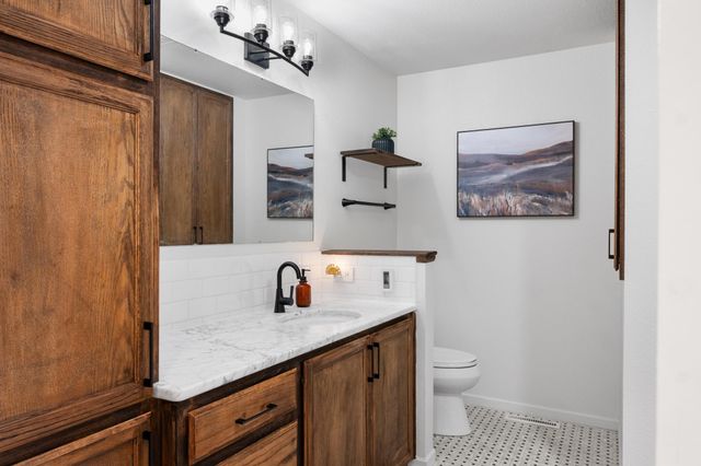 682 150th Avenue NE, Mayville, ND 58257