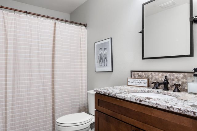 682 150th Avenue NE, Mayville, ND 58257