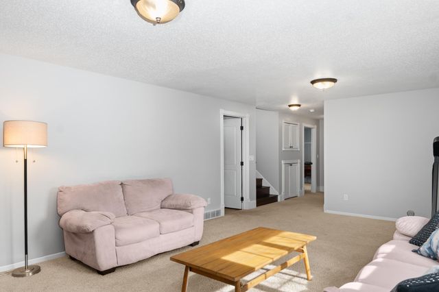 682 150th Avenue NE, Mayville, ND 58257