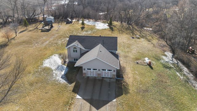 682 150th Avenue NE, Mayville, ND 58257
