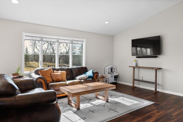 682 150th Avenue NE, Mayville, ND 58257