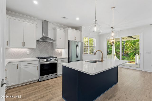 564 Hearthside Drive SE, Bolivia, NC 28422