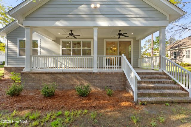 564 Hearthside Drive SE, Bolivia, NC 28422