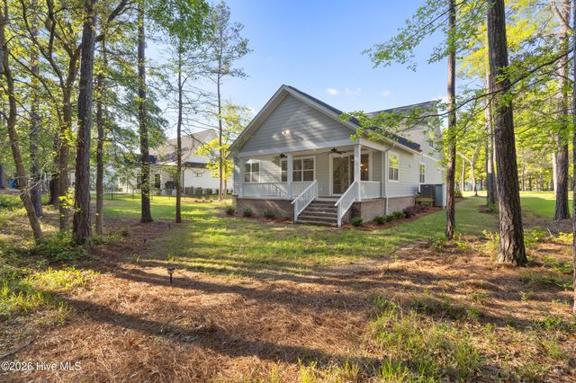 564 Hearthside Drive SE, Bolivia, NC 28422