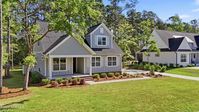 564 Hearthside Drive SE, Bolivia, NC 28422