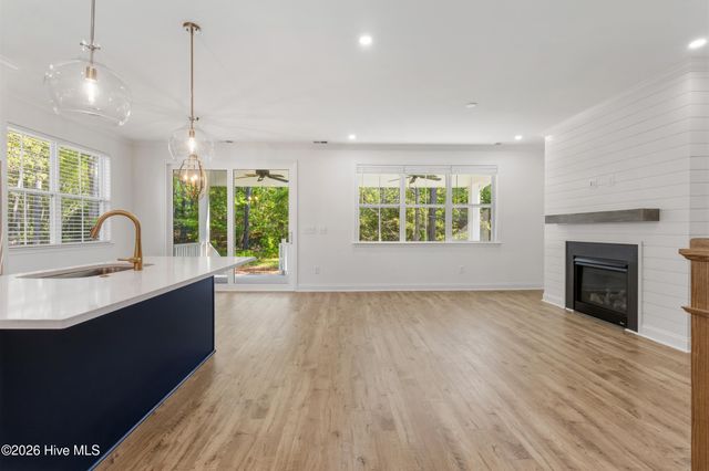 564 Hearthside Drive SE, Bolivia, NC 28422