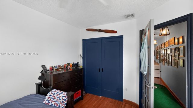 2940 NW 99th Pl, Doral, FL 33172