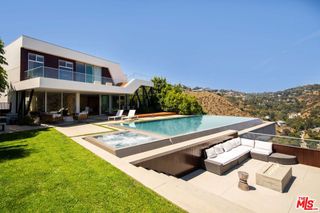 2008 Hercules Drive, Los Angeles, CA 90046