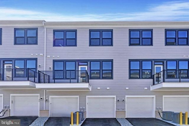 606 PARKER BOULEVARD, Princeton Junction, NJ 08550