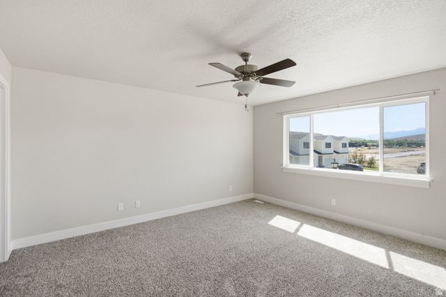 8078 N CLYDESDALE DR, Eagle Mountain, UT 84005
