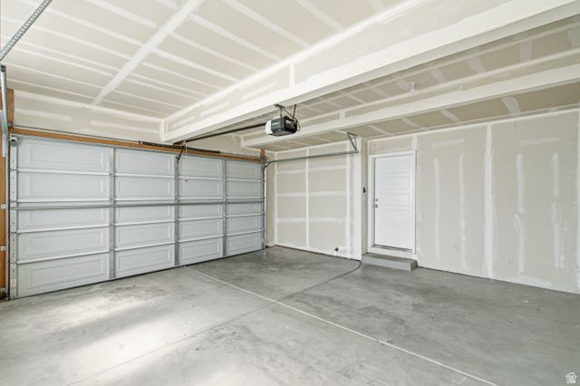 8078 N CLYDESDALE DR, Eagle Mountain, UT 84005