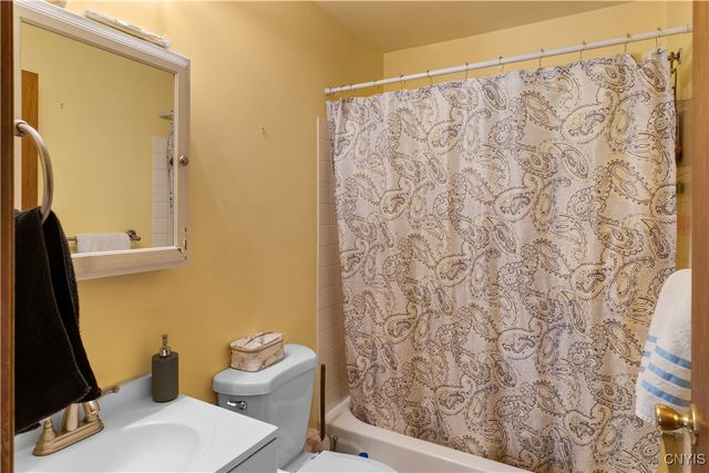 2738 Warners Road, Van Buren, NY 13164