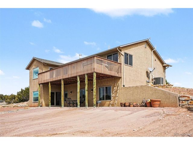 459 Bowie Rd, Penrose, CO 81240