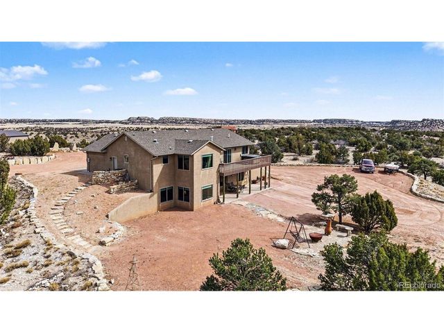 459 Bowie Rd, Penrose, CO 81240