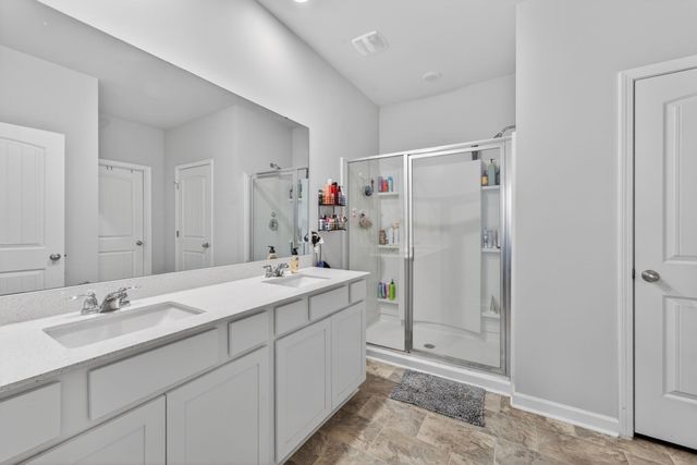 438 Lauren Ln, Chapel Hill, TN 37034