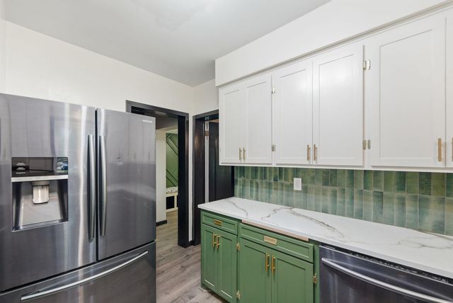 901 31st Avenue N, Saint Cloud, MN 56303