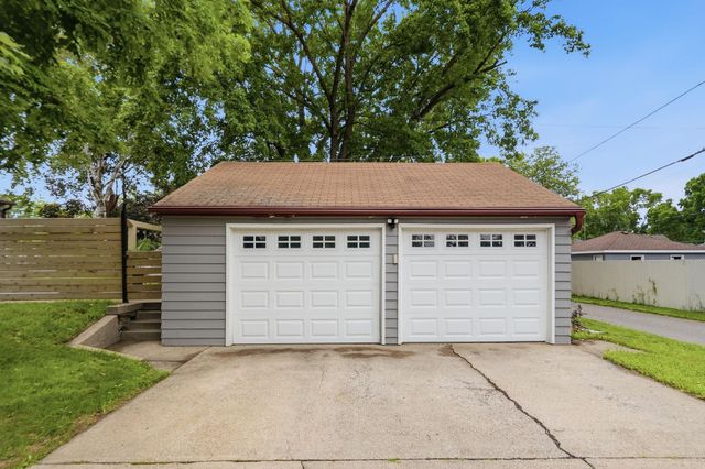 901 31st Avenue N, Saint Cloud, MN 56303
