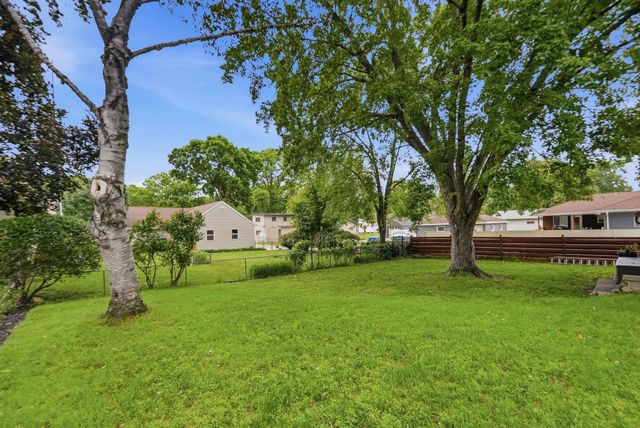 901 31st Avenue N, Saint Cloud, MN 56303