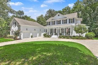 8655 Mcchune Court, North Charleston, SC 29420