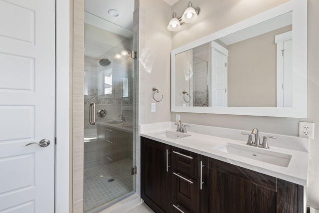 1700 Cedar Bend DR B, Austin, TX 78758