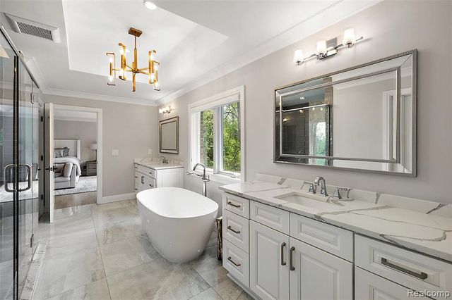4345 Spruce Hill Lane, Bloomfield Hills, MI 48301