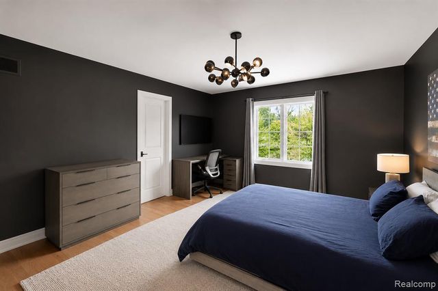 4345 Spruce Hill Lane, Bloomfield Hills, MI 48301