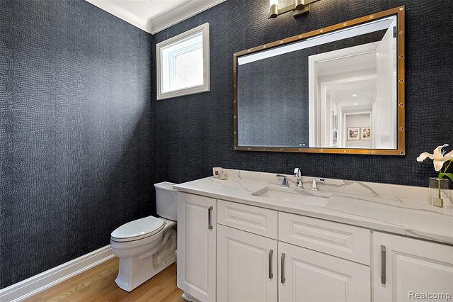4345 Spruce Hill Lane, Bloomfield Hills, MI 48301