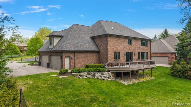 4345 Spruce Hill Lane, Bloomfield Hills, MI 48301