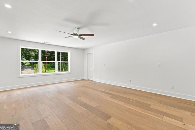 5028 Hidden Branch Drive, Buford, GA 30518