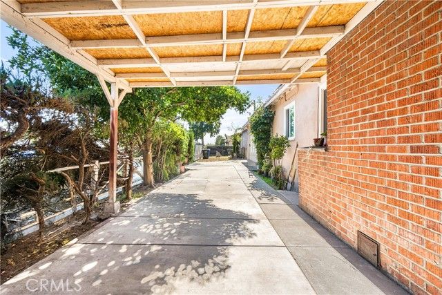 712 W 7th, Pomona, CA 91766