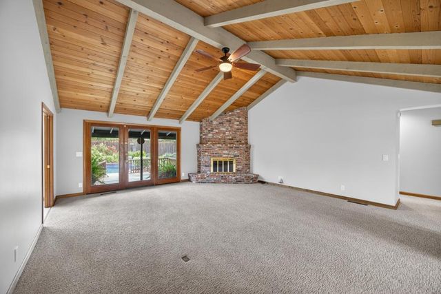 353 Deer River Way, Sacramento, CA 95831