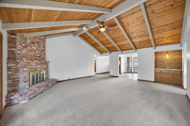 353 Deer River Way, Sacramento, CA 95831