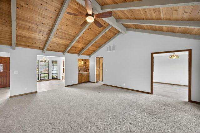 353 Deer River Way, Sacramento, CA 95831