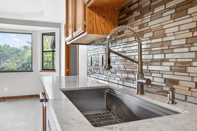 353 Deer River Way, Sacramento, CA 95831