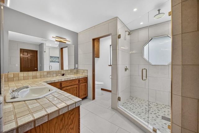 353 Deer River Way, Sacramento, CA 95831