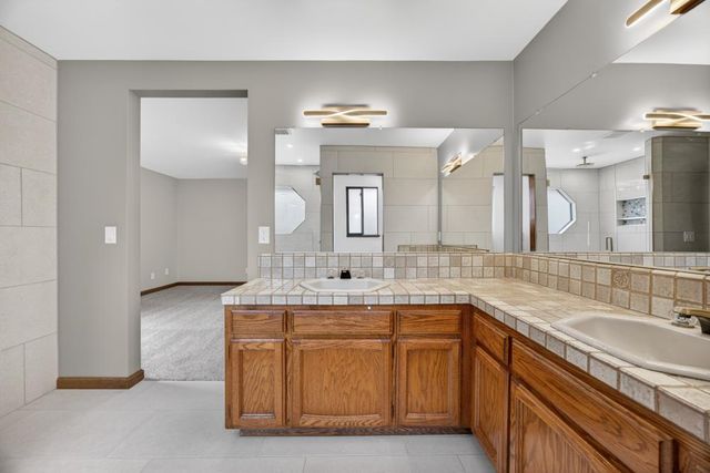 353 Deer River Way, Sacramento, CA 95831