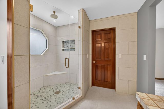 353 Deer River Way, Sacramento, CA 95831