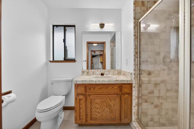 353 Deer River Way, Sacramento, CA 95831