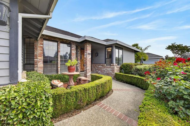 353 Deer River Way, Sacramento, CA 95831