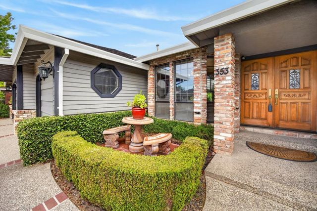 353 Deer River Way, Sacramento, CA 95831