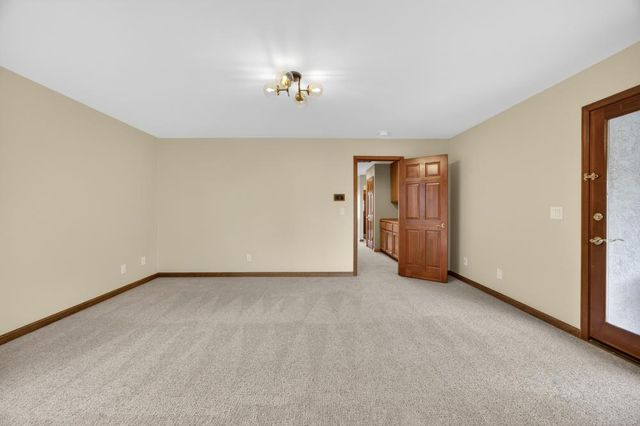 353 Deer River Way, Sacramento, CA 95831