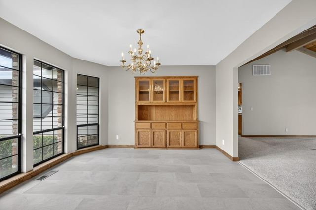 353 Deer River Way, Sacramento, CA 95831