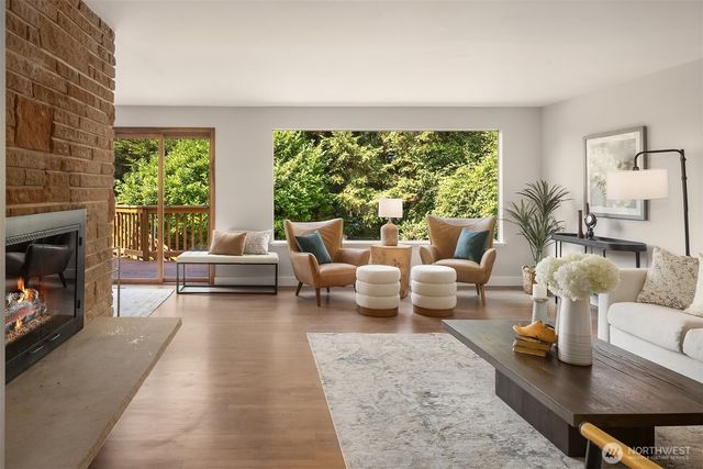 11215 Champagne Point Road NE, Kirkland, WA 98034