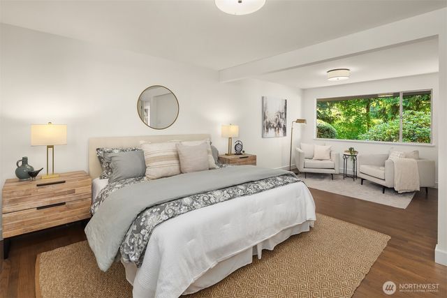 11215 Champagne Point Road NE, Kirkland, WA 98034