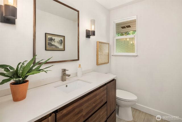 11215 Champagne Point Road NE, Kirkland, WA 98034