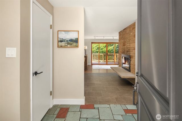 11215 Champagne Point Road NE, Kirkland, WA 98034