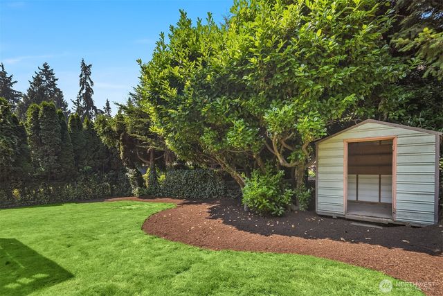 11215 Champagne Point Road NE, Kirkland, WA 98034