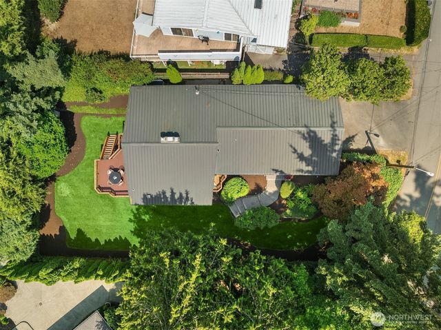 11215 Champagne Point Road NE, Kirkland, WA 98034